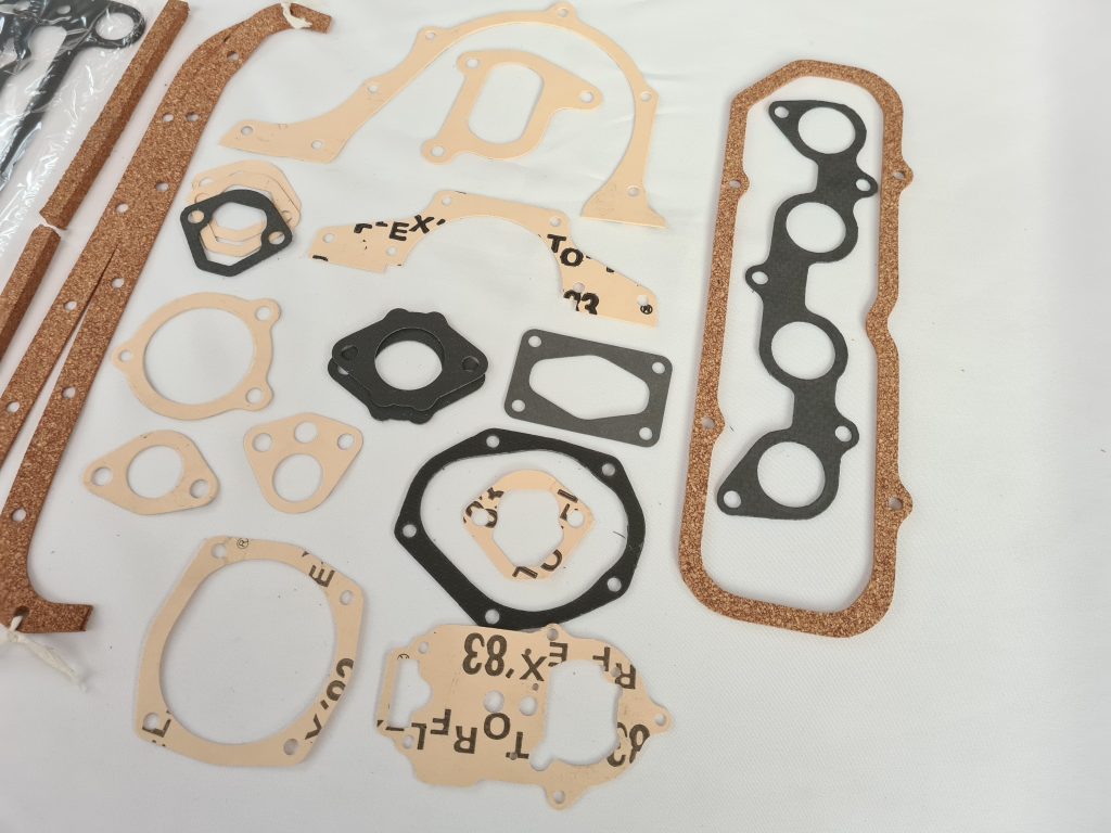 Original REINZ Oil Pan Gasket – 5882343 – Perfect For Autobianchi A112, Fiat 127/850/Panda!