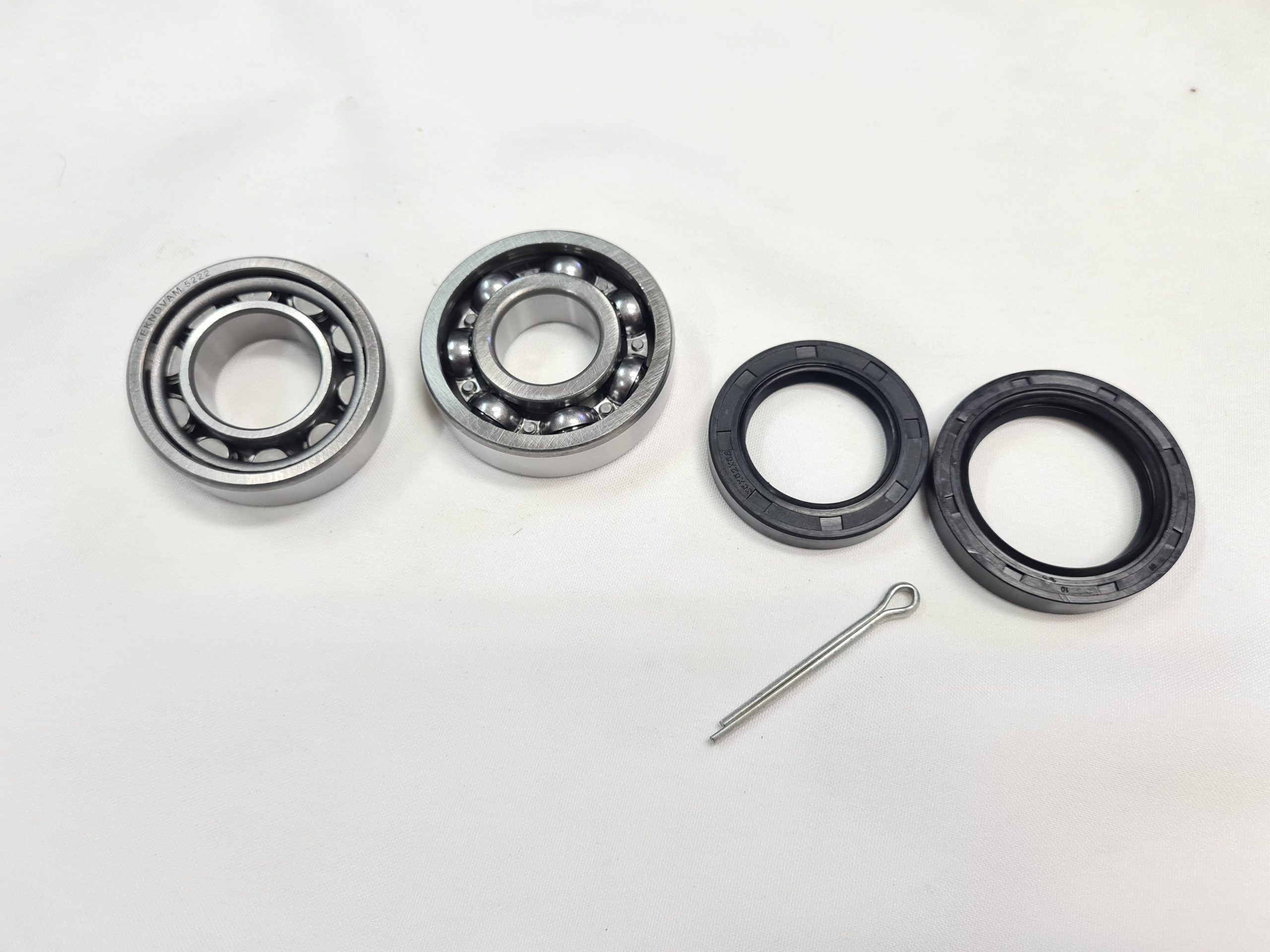 thumbnail image 2 of Rear Axle Bearing Kit For Electric Golf Carts - Replaces 1013794 For 1986-2014 Models 2 of 11