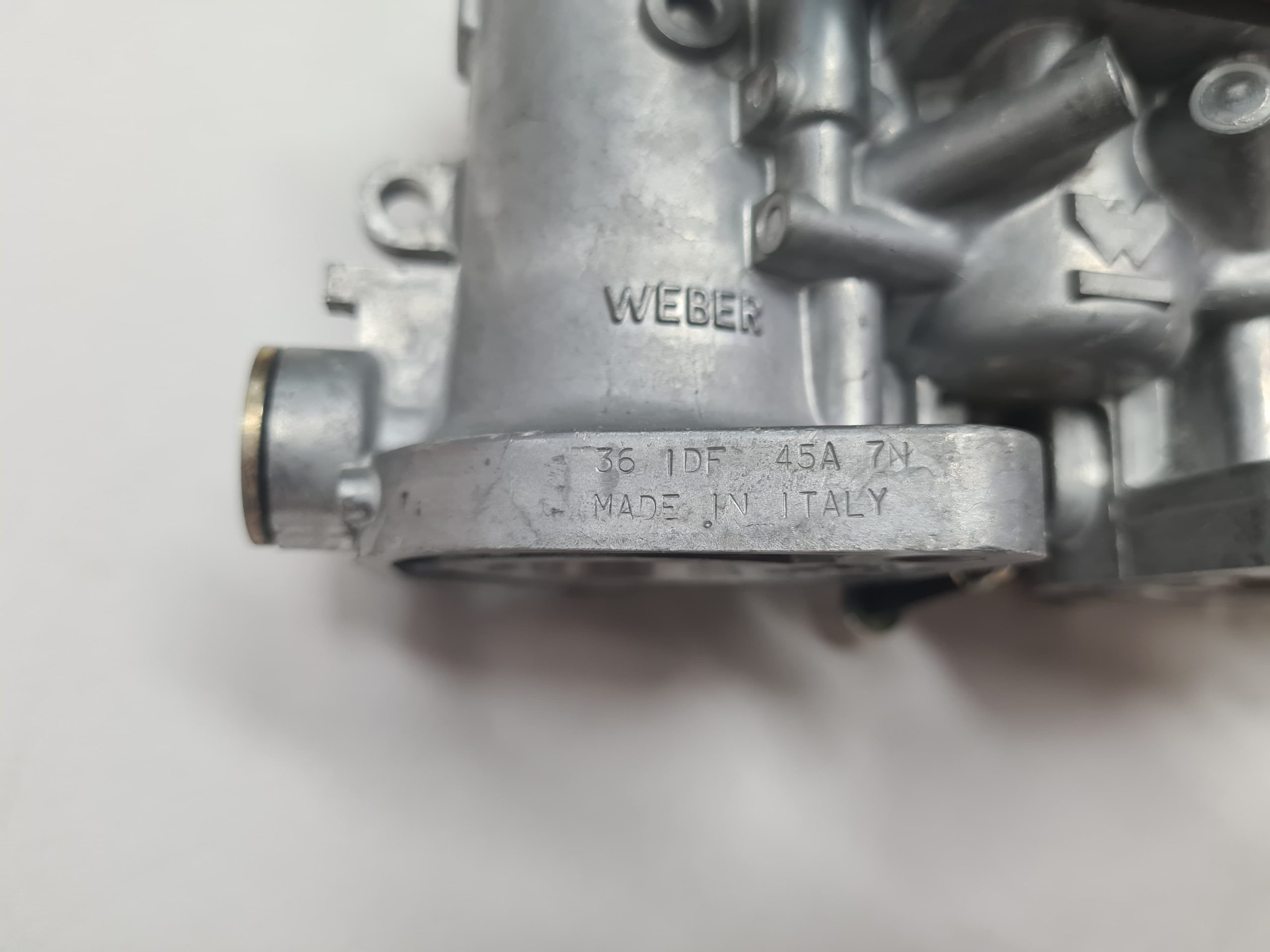 WEBER 36 IDF NEW OLD STOCK NOS TWIN CARBURETTORS CARBS DOPPELVERGASERS VW VOLKSWAGEN BUS BEETLE CAMPER T1 T2 (7)